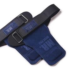 Carregar imagem no visualizador da galeria, Descubra o poder das Luvas PowerGrip OlimpoFit. Aderência superior, conforto duradouro e proteção essencial para elevar seu treino a novos patamares de força. Conquiste cada levantamento com a potência do couro premium.