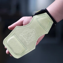 Carregar imagem no visualizador da galeria, Luvas Grips de Couro OlimpoFit