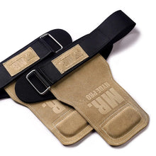 Carregar imagem no visualizador da galeria, Descubra o poder das Luvas PowerGrip OlimpoFit. Aderência superior, conforto duradouro e proteção essencial para elevar seu treino a novos patamares de força. Conquiste cada levantamento com a potência do couro premium.