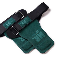 Carregar imagem no visualizador da galeria, Descubra o poder das Luvas PowerGrip OlimpoFit. Aderência superior, conforto duradouro e proteção essencial para elevar seu treino a novos patamares de força. Conquiste cada levantamento com a potência do couro premium.