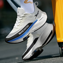 Carregar imagem no visualizador da galeria, Experimente o ápice da tecnologia em calçados esportivos masculinos. O Tênis Vortex Run proporciona conforto e desempenho incomparáveis, ideal para corridas longas e super maratonas. Sinta a diferença a cada passada!
