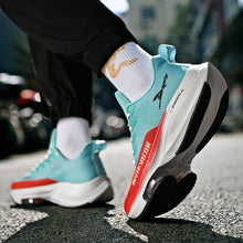Carregar imagem no visualizador da galeria, Experimente o ápice da tecnologia em calçados esportivos masculinos. O Tênis Vortex Run proporciona conforto e desempenho incomparáveis, ideal para corridas longas e super maratonas. Sinta a diferença a cada passada!