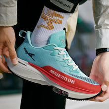 Carregar imagem no visualizador da galeria, Experimente o ápice da tecnologia em calçados esportivos masculinos. O Tênis Vortex Run proporciona conforto e desempenho incomparáveis, ideal para corridas longas e super maratonas. Sinta a diferença a cada passada!