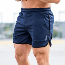Carregar imagem no visualizador da galeria, Descubra o poder nos treinos com nossos Shorts de Musculação. Confeccionados em poliéster de alta qualidade, proporcionam secagem rápida e máximo conforto. Ideal para quem busca desempenho e estilo nos treinos. Invista em sua performance! 
