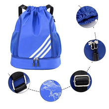 Carregar imagem no visualizador da galeria, Encontre a Mochila Esportiva perfeita para suas atividades ao ar livre e treinos intensos. Feita com materiais de alta qualidade, resistente e impermeável, esta mochila oferece praticidade e conforto. Descubra agora mesmo a variedade de modelos da OlimpoFit!
