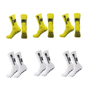 Experimente o máximo conforto e performance com o Kit de Meias Esportivas Antiderrapantes. Feitas com materiais de alta qualidade, essas meias garantem durabilidade, conforto e segurança durante seus treinos e atividades esportivas. Aproveite!
