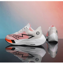 Carregar imagem no visualizador da galeria, Descubra o poder do Tênis Corrida Leveza OlimpoFit, desenvolvido com tecnologia LYCRA para uma experiência respirável e leve. Ideal para seus treinos de verão, proporciona conforto incomparável e suporte para atletas dedicados. Supere limites com nosso calçado esportivo de última geração.
