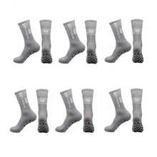 Carregar imagem no visualizador da galeria, Experimente o máximo conforto e performance com o Kit de Meias Esportivas Antiderrapantes. Feitas com materiais de alta qualidade, essas meias garantem durabilidade, conforto e segurança durante seus treinos e atividades esportivas. Aproveite!
