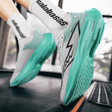 Carregar imagem no visualizador da galeria, Descubra o poder do Tênis Corrida Leveza OlimpoFit, desenvolvido com tecnologia LYCRA para uma experiência respirável e leve. Ideal para seus treinos de verão, proporciona conforto incomparável e suporte para atletas dedicados. Supere limites com nosso calçado esportivo de última geração.
