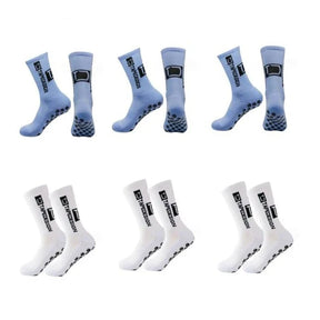 Experimente o máximo conforto e performance com o Kit de Meias Esportivas Antiderrapantes. Feitas com materiais de alta qualidade, essas meias garantem durabilidade, conforto e segurança durante seus treinos e atividades esportivas. Aproveite!