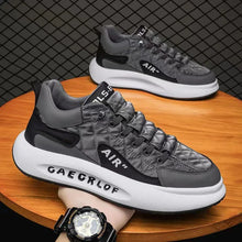 Carregar imagem no visualizador da galeria, Descubra o melhor em moda esportiva masculina com os Tênis de Treino Casual OlimpoFit Air. Unindo estilo e conforto, esses sneakers versáteis são ideais para atividades físicas e momentos casuais. Experimente o novo padrão em calçados masculinos de performance.
